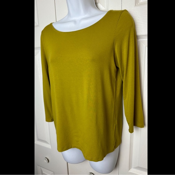 EILEEN FISHER Jersey Knit Tee T-Shirt Top Blouse Olive Green Scoop Neck Classic - Picture 2 of 7